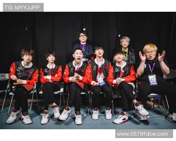 高校联赛特别报道：WE战队从默默无闻到崭露头角的成长历程揭秘