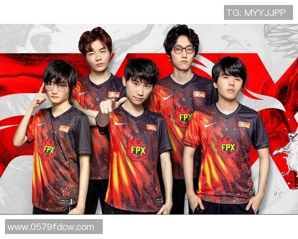 FPX战队近期状态引发热议玩家表现与战术调整成焦点讨论