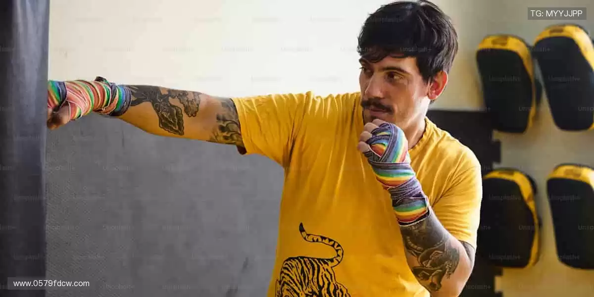 🏋️ 健身社区，陪你蜕变！❤️ 从打卡到成就，我们一路见证！